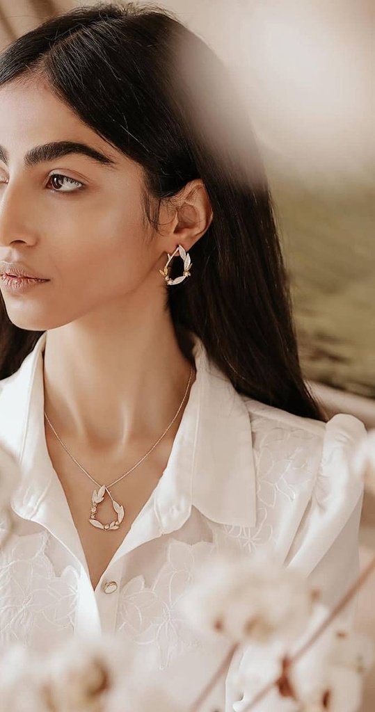 گردنبند تاج اشک